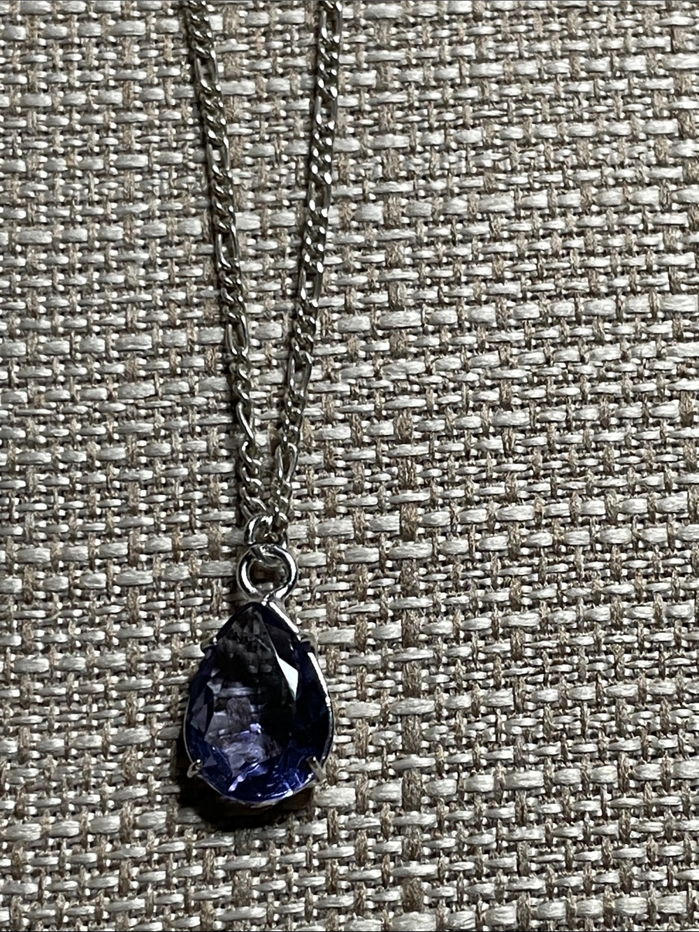 Very pretty Alexandrite pendant on a stamped 925 Italy small figaro chain 19”